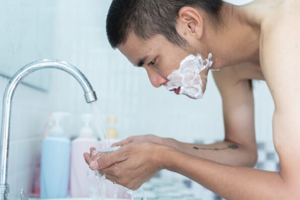 sabun cuci muka pria
