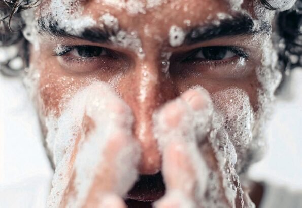 pembersih wajah pria