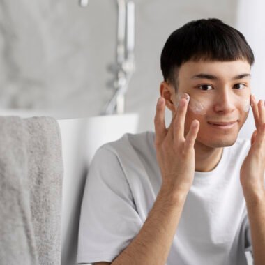 5 Tips Perawatan Wajah Pria Agar Tetap Sehat