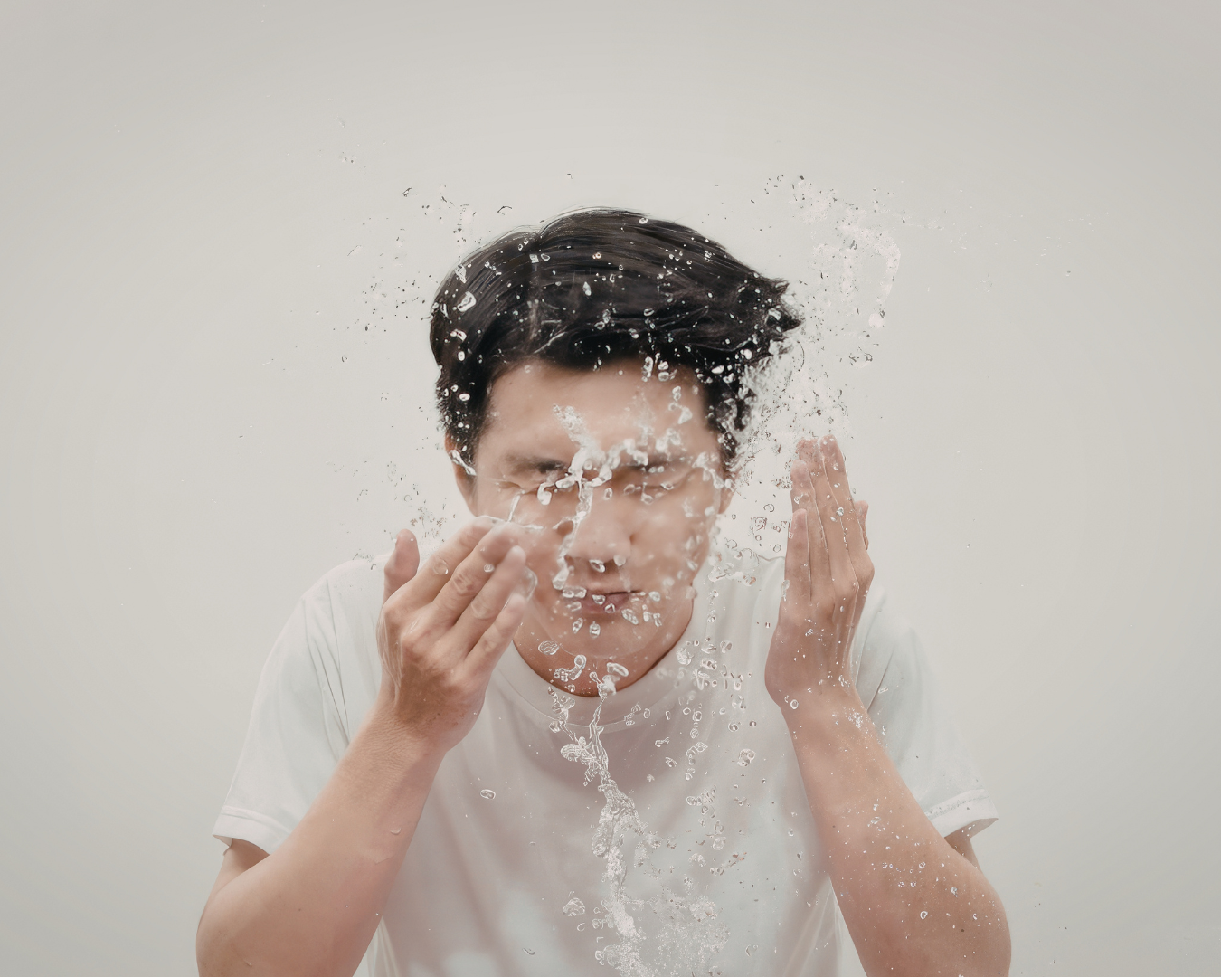 Skincare Leo leo untuk Pria: Solusi Perawatan Wajah Simpel dengan Kandungan Aktif DNA SALMON